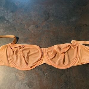 Skims No Show Underwire Bra/Balconette, NWT